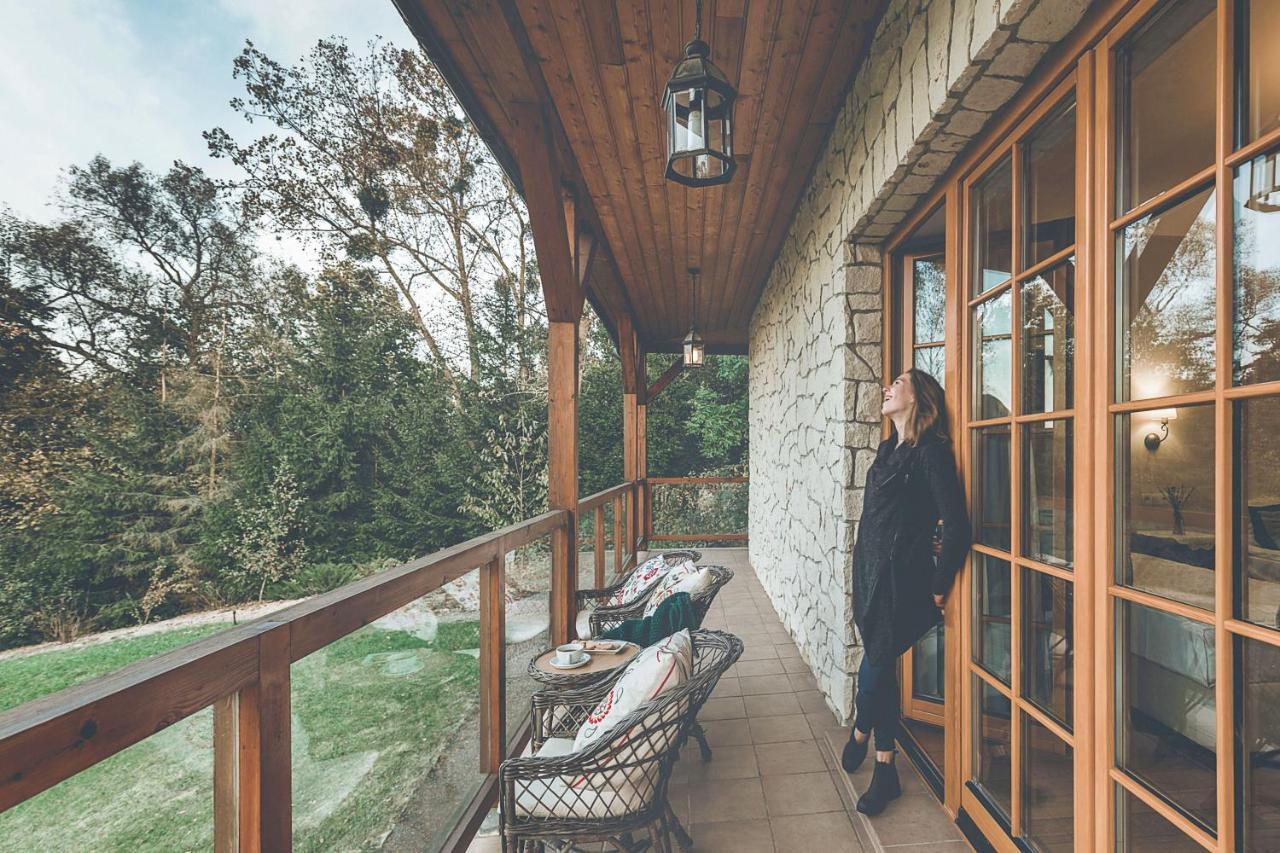 Lubinowe Wzgorze - Wioska Zdrowia Hotel Naleczow Ngoại thất bức ảnh