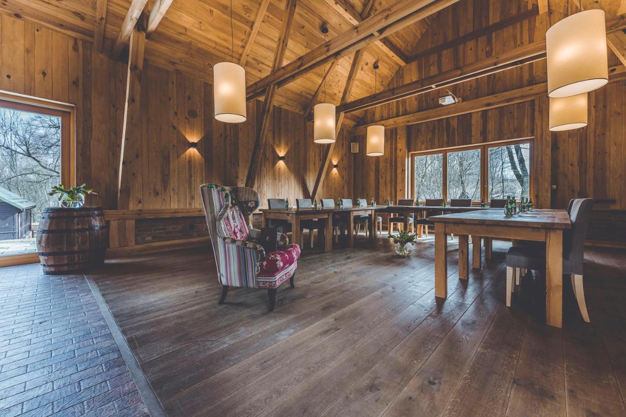 Lubinowe Wzgorze - Wioska Zdrowia Hotel Naleczow Ngoại thất bức ảnh