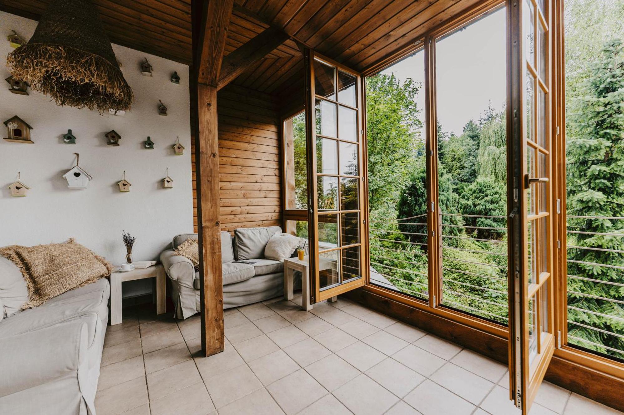 Lubinowe Wzgorze - Wioska Zdrowia Hotel Naleczow Ngoại thất bức ảnh